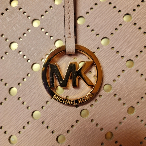 MICHAEL KORS CARRY ALL TOTE - Picture 3 of 12